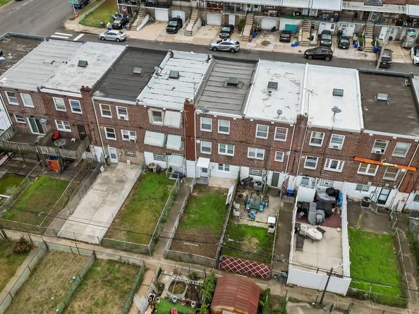 2841 S Simpson Street, Philadelphia PA 19142