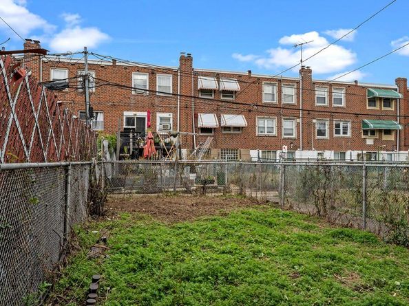 2841 S Simpson Street, Philadelphia PA 19142