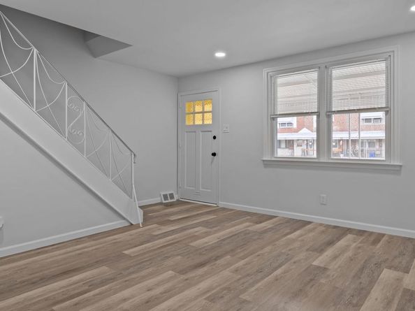 2841 S Simpson Street, Philadelphia PA 19142