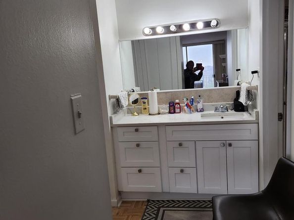 3900 Ford Road 12A, Philadelphia PA 19131