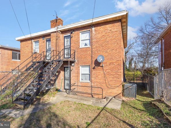 227 Hawaii Avenue NE, Washington DC 20011