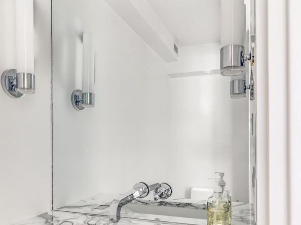 2500 Virginia Ave NW 714/715, Washington DC 20037