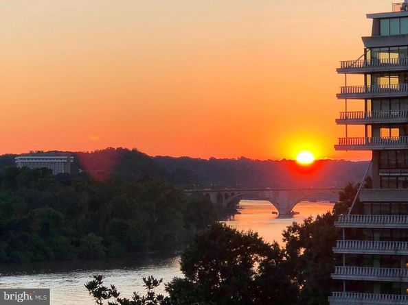 2500 Virginia Ave NW 714/715, Washington DC 20037