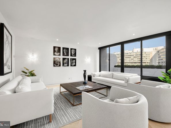 2500 Virginia Ave NW 714/715, Washington DC 20037