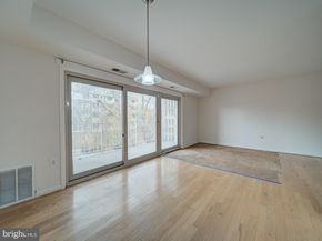 5250 Valley Forge Drive 315, Alexandria VA 22304