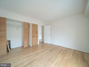 5250 Valley Forge Drive 315, Alexandria VA 22304