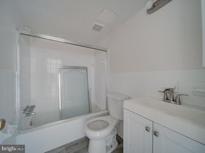 5250 Valley Forge Drive 315, Alexandria VA 22304