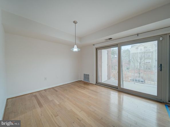 5250 Valley Forge Drive 315, Alexandria VA 22304
