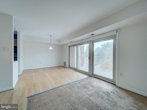 5250 Valley Forge Drive 315, Alexandria VA 22304