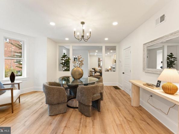 209 Merion Avenue, Narberth PA 19072