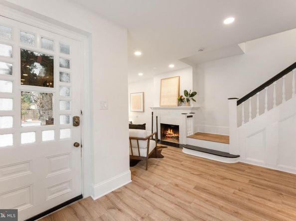 209 Merion Avenue, Narberth PA 19072