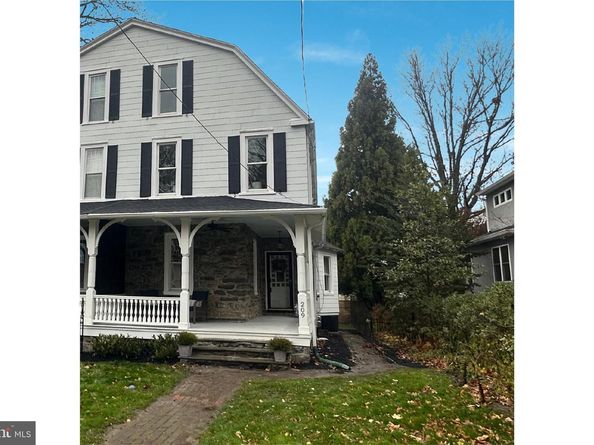 209 Merion Avenue, Narberth PA 19072