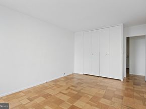 200 Locust Street 10GN, Philadelphia PA 19106