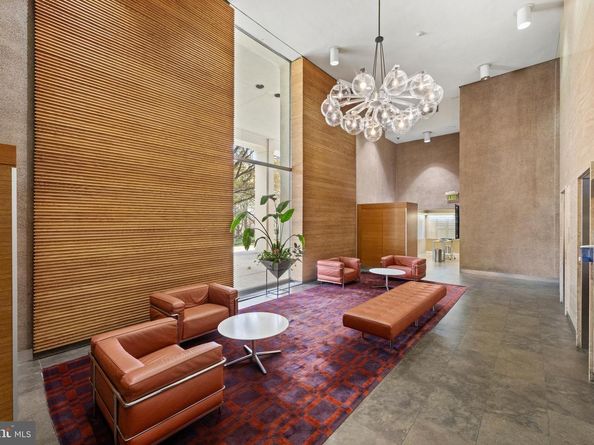 200 Locust Street 10GN, Philadelphia PA 19106