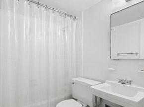 200 Locust Street 10GN, Philadelphia PA 19106