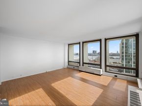 200 Locust Street 10GN, Philadelphia PA 19106