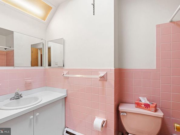 1123 Tabor Place, Philadelphia PA 19111