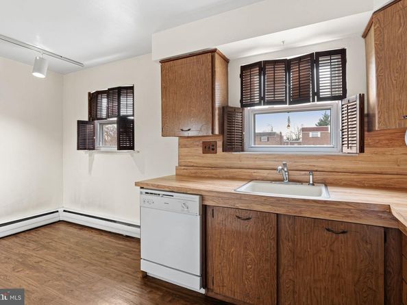 1123 Tabor Place, Philadelphia PA 19111