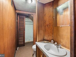 1123 Tabor Place, Philadelphia PA 19111