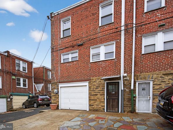6211 N Mascher Street, Philadelphia PA 19120