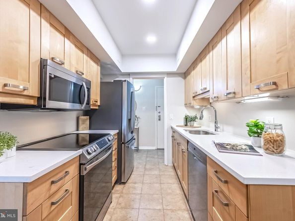 11657 Stoneview Square 97/22C, Reston VA 20191