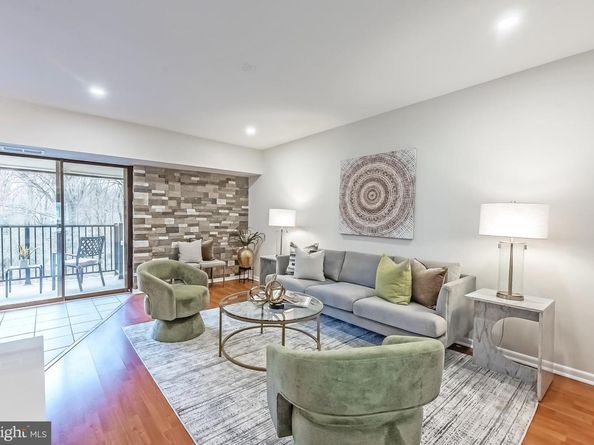 11657 Stoneview Square 97/22C, Reston VA 20191