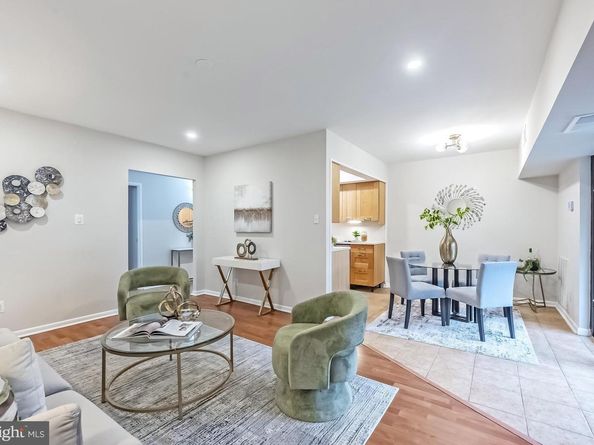 11657 Stoneview Square 97/22C, Reston VA 20191