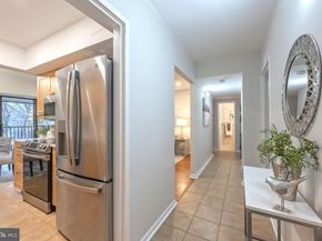 11657 Stoneview Square 97/22C, Reston VA 20191