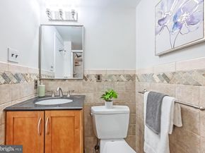 11657 Stoneview Square 97/22C, Reston VA 20191