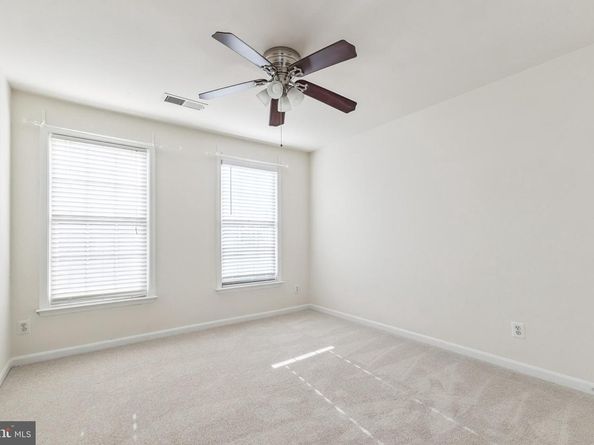 13083 Rose Petal Circle, Herndon VA 20171