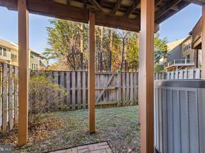 13083 Rose Petal Circle, Herndon VA 20171