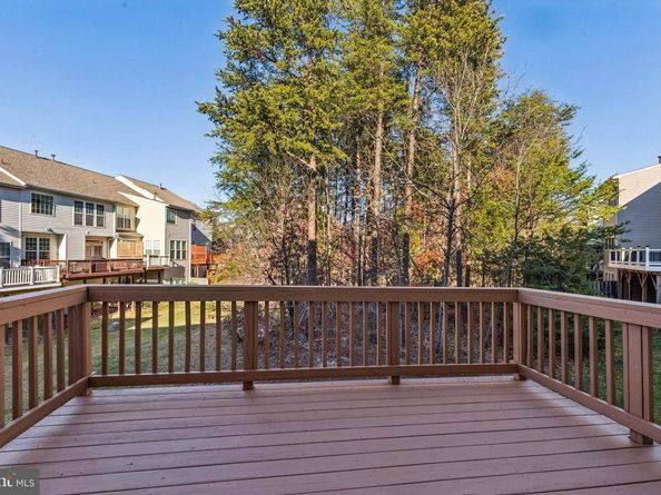 13083 Rose Petal Circle, Herndon VA 20171