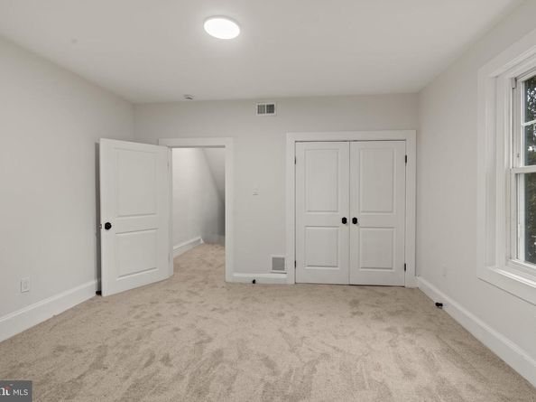 147 W Harvey Street, Philadelphia PA 19144