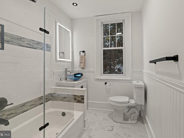 147 W Harvey Street, Philadelphia PA 19144