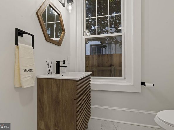 147 W Harvey Street, Philadelphia PA 19144