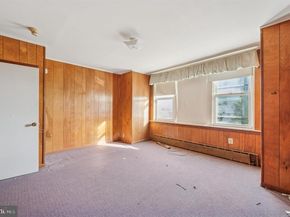 4085 Ford Road, Philadelphia PA 19131