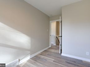 220 Brainerd Boulevard, Sharon Hill PA 19079