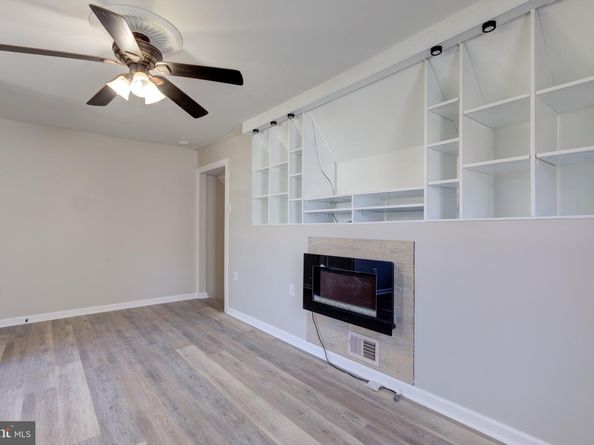 220 Brainerd Boulevard, Sharon Hill PA 19079