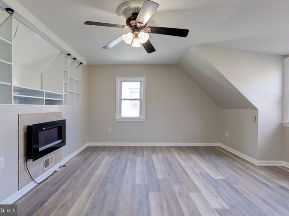 220 Brainerd Boulevard, Sharon Hill PA 19079