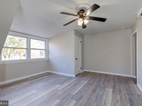 220 Brainerd Boulevard, Sharon Hill PA 19079