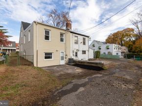 220 Brainerd Boulevard, Sharon Hill PA 19079