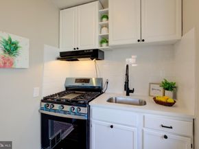 220 Brainerd Boulevard, Sharon Hill PA 19079