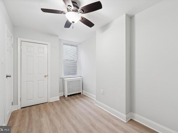 2420 Federal Street, Philadelphia PA 19146