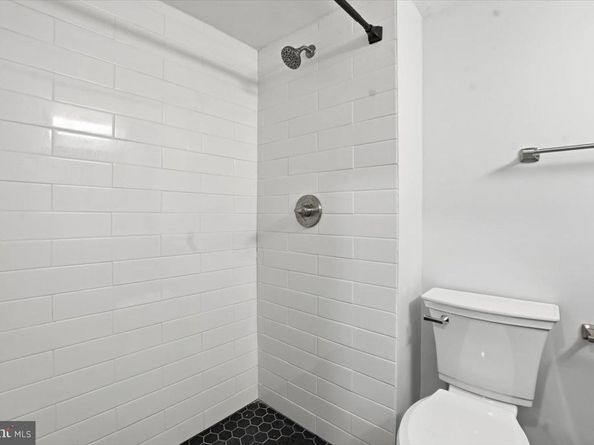 9713 Kings Crown Court 1, Fairfax VA 22031