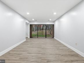 9713 Kings Crown Court 1, Fairfax VA 22031