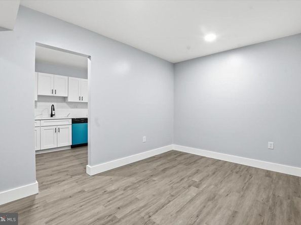 9713 Kings Crown Court 1, Fairfax VA 22031