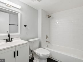 9713 Kings Crown Court 1, Fairfax VA 22031