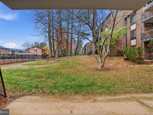 9713 Kings Crown Court 1, Fairfax VA 22031