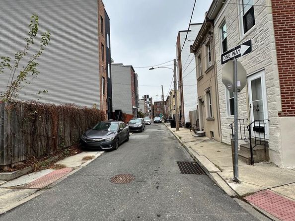 2633 Janney Street, Philadelphia PA 19125