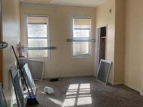 1512 W Glenwood Avenue, Philadelphia PA 19132